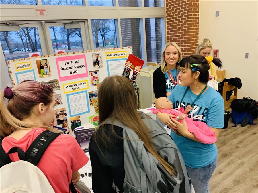 Family and Consumer Science Birdville HS Students 
